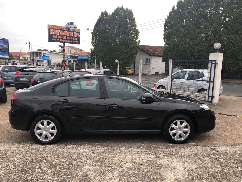 RENAULT LAGUNA 1.5 DCI 110CH DYNAMIQUE ECO² RENAULT LAGUNA 1.5 DCI 110CH DYNAMIQUE ECO²