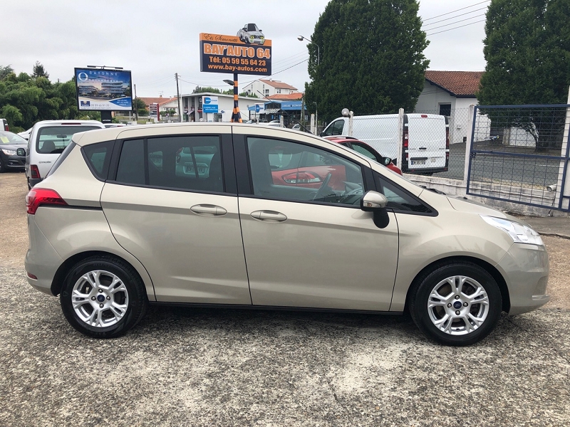 FORD B-MAX 1.6 TDCI 95CH TITANIUM FORD B-MAX 1.6 TDCI 95CH TITANIUM