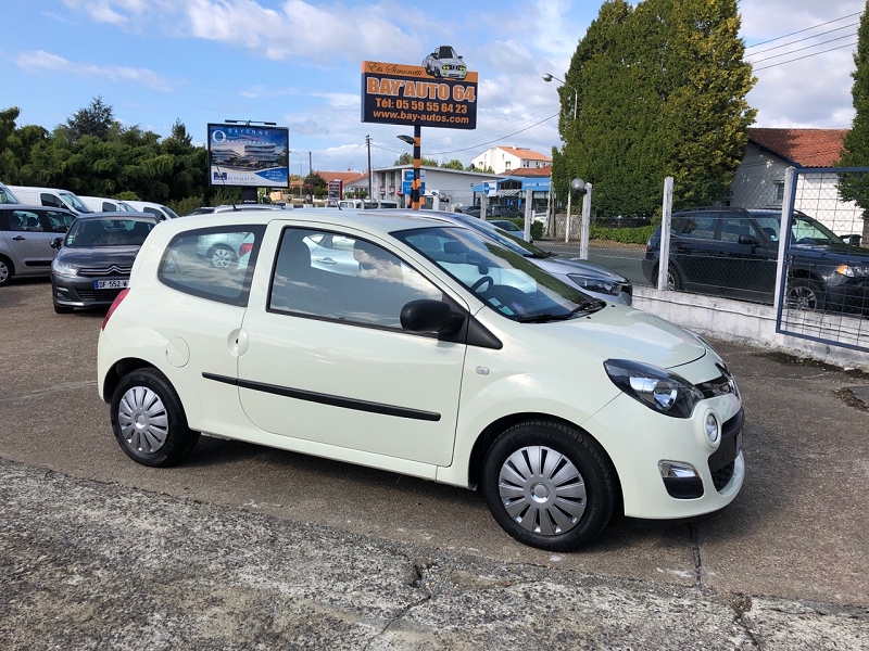 RENAULT TWINGO II 1.2 LEV 16V 75CH ACCESS ECO² RENAULT TWINGO II 1.2 LEV 16V 75CH ACCESS ECO²
