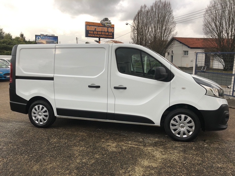 RENAULT TRAFIC III FG L1H1 1200 1.6 DCI 90CH S&S GRAND CONFORT RENAULT TRAFIC III FG L1H1 1200 1.6 DCI 90CH S&S GRAND CONFORT