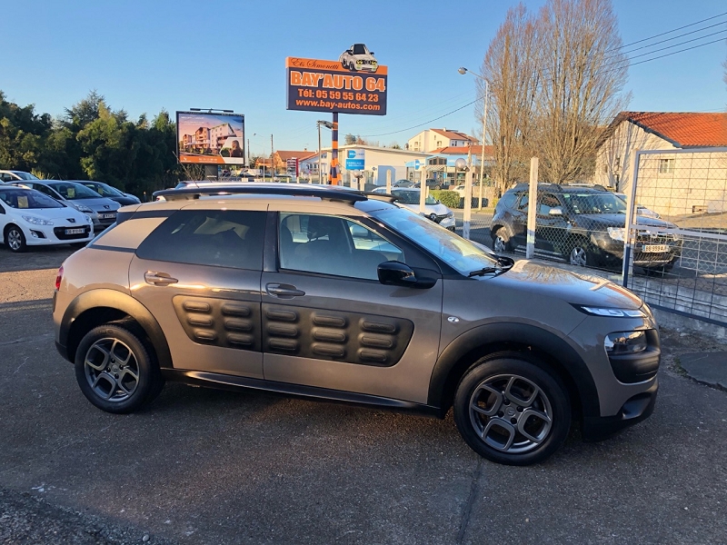 CITROEN C4 CACTUS E-HDI 92 SHINE ETG6 CITROEN C4 CACTUS E-HDI 92 SHINE ETG6