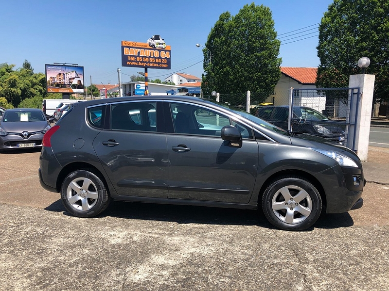PEUGEOT 3008 1.6 HDI112 PREMIUM BVM6 PEUGEOT 3008 1.6 HDI112 PREMIUM BVM6