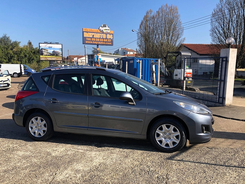 PEUGEOT 207 SW 1.6 HDI 92CH BLUE LION ACTIVE PEUGEOT 207 SW 1.6 HDI 92CH BLUE LION ACTIVE