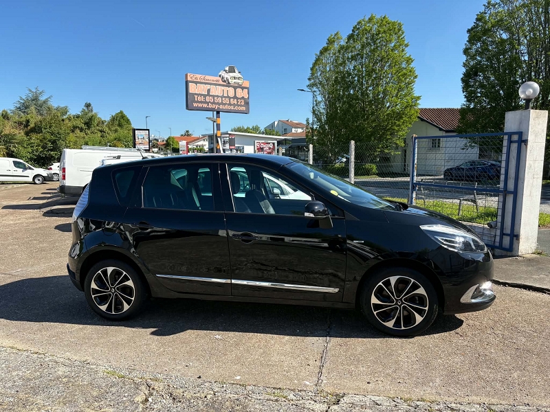 RENAULT SCENIC III 1.5 DCI 110CH ENERGY BOSE ECO?